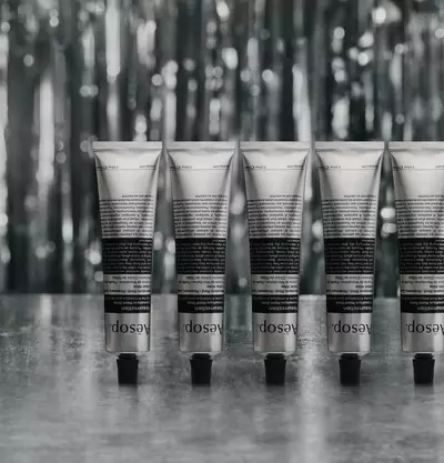 How to use Resurrection Aromatique Hand Balm – Seasonal Edition
